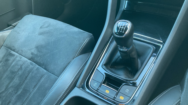 Skoda Karoq 1.5 TSI SE L 5dr Petrol Estate